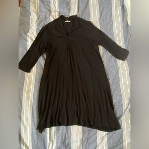 Loralette womans swing dress. Black size 26/28